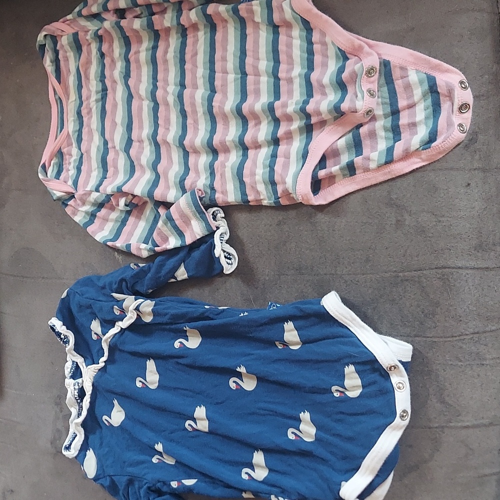 Set of 2 kickee pants onesies